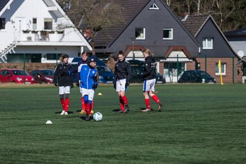 Bild 38 - B-Juniorinnen Halbfinale SVHU - Holstein Kiel : Ergebnis: 3:0